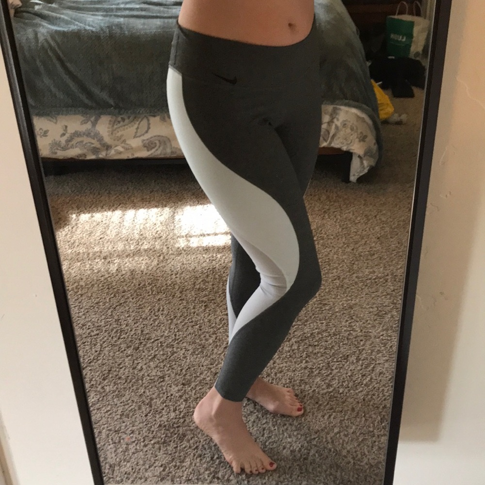 Nike leggings